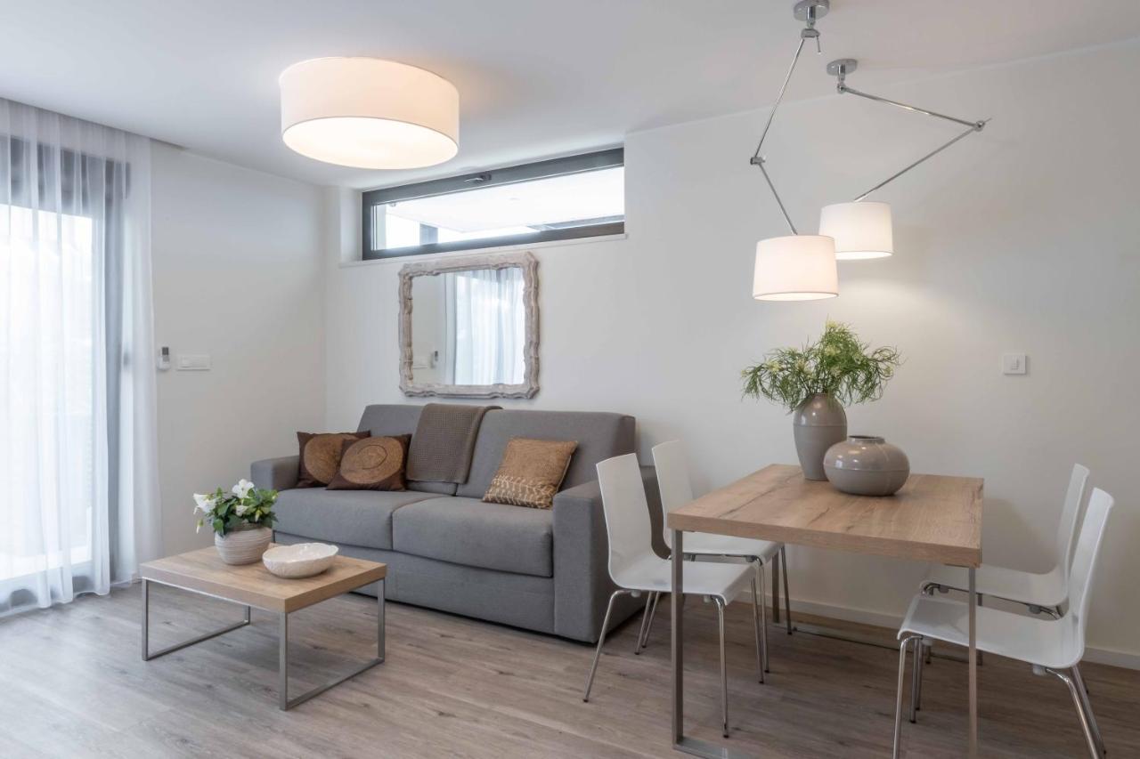 Villa Brzet - Luxury Boutique Apartments Omiš Zewnętrze zdjęcie